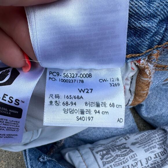 Levi's Spellout Side Ribbon 501 Fray Hem Button Fly Cutoff Jean Shorts Size 27 - Picture 7 of 7